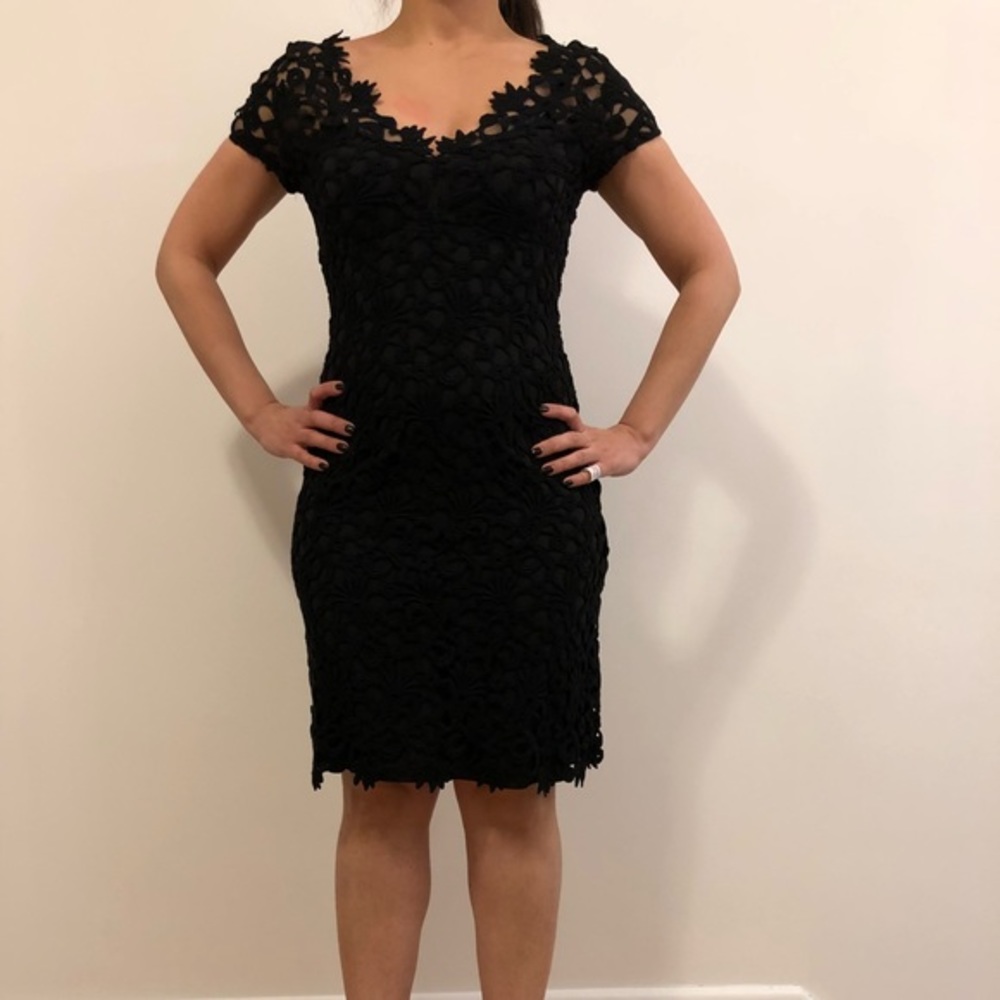Sherrie Bloom Black Lace Cocktail Dress Size 4